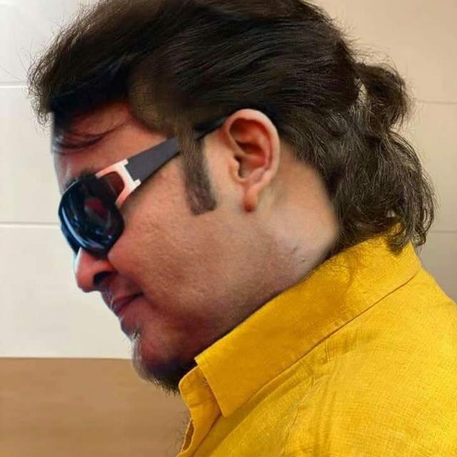 ഞാനും എന്റെ ഏട്ടനും ?