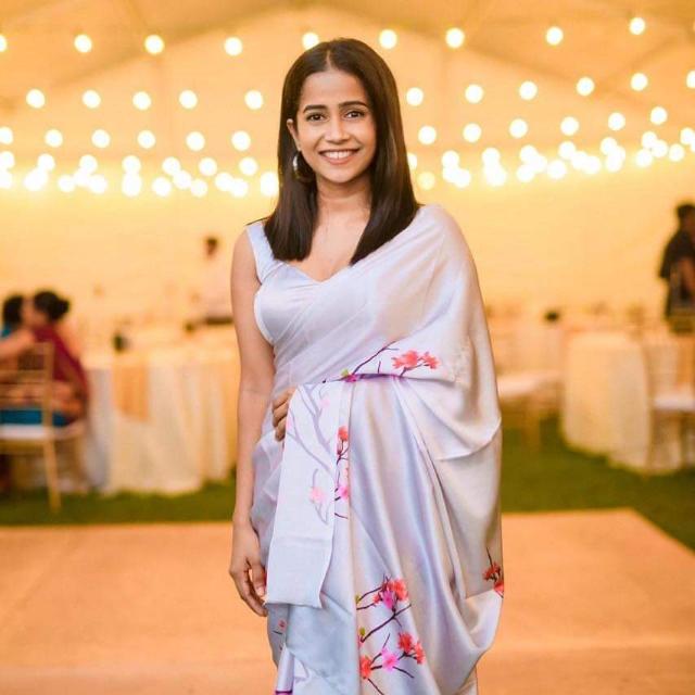 සාරි වේසියෝ ?♥️