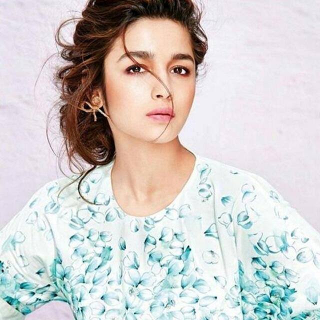 Bollywood Updates