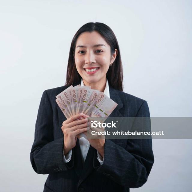 Online earning group