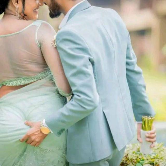 ?තඩි පුක?