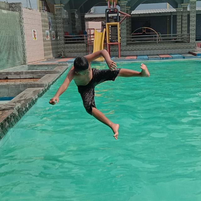 GRUP TELAH BUBAR