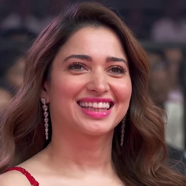 விஜயா தேவிடியா