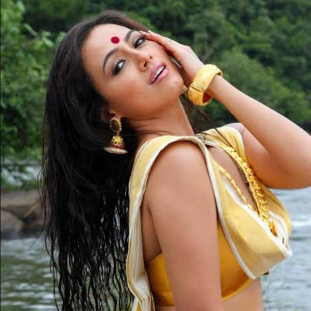 ??രതിനിർവേദ്യം??