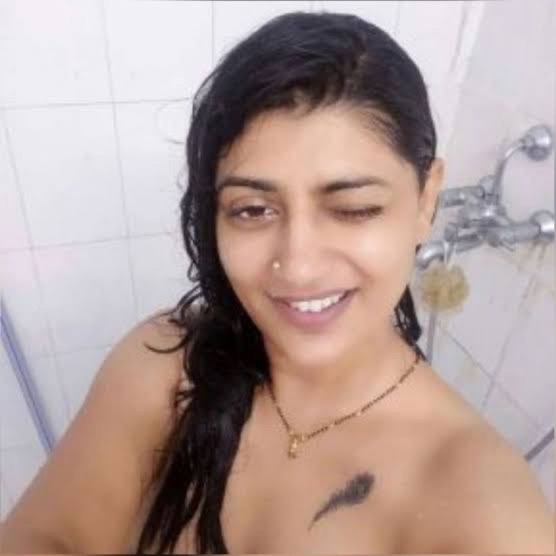 കഴപ്പ് മൂത്ത ചേച്ചി