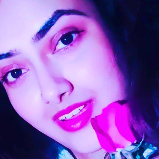98833 72201 priya jaan