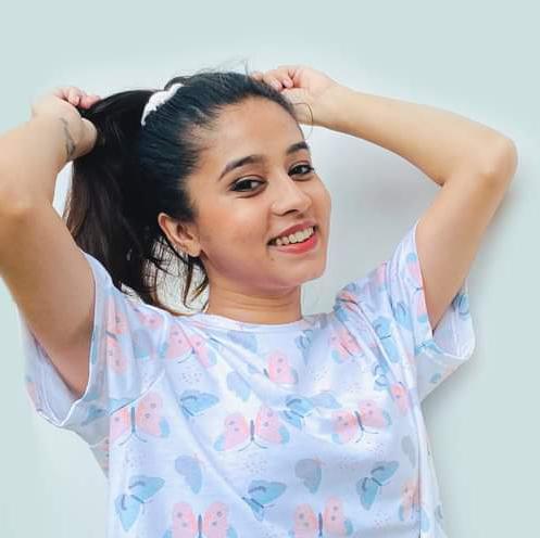 ආදරය අදුනන කෙල්ලෝ