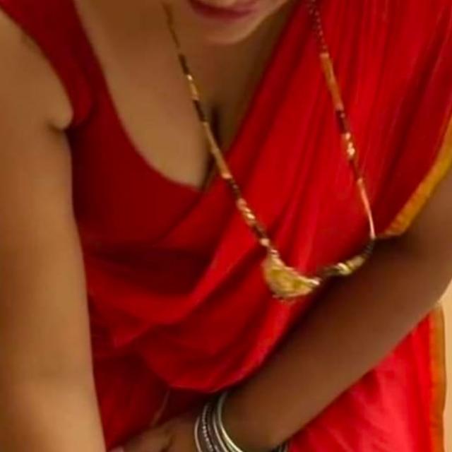 ReaL cam show in 299 Whatsapp group