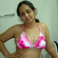 നീന ആന്റി??