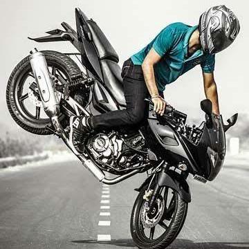 ?220F Lur'z?