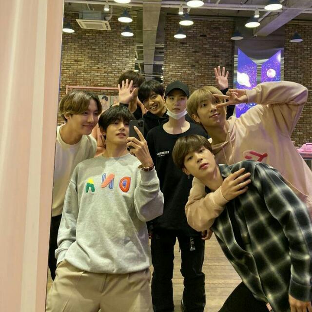 K -Video, Photo & audio ♡♡....