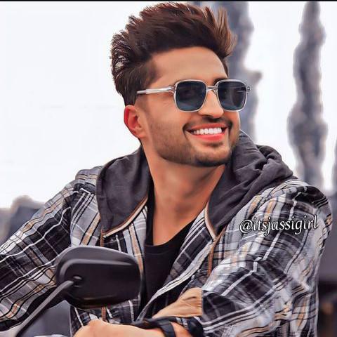 ਫੈਨ Jassi__GiLL ਦਾ ?