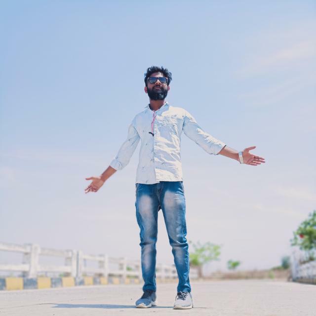 ROYAL STATUS KING Whatsapp group