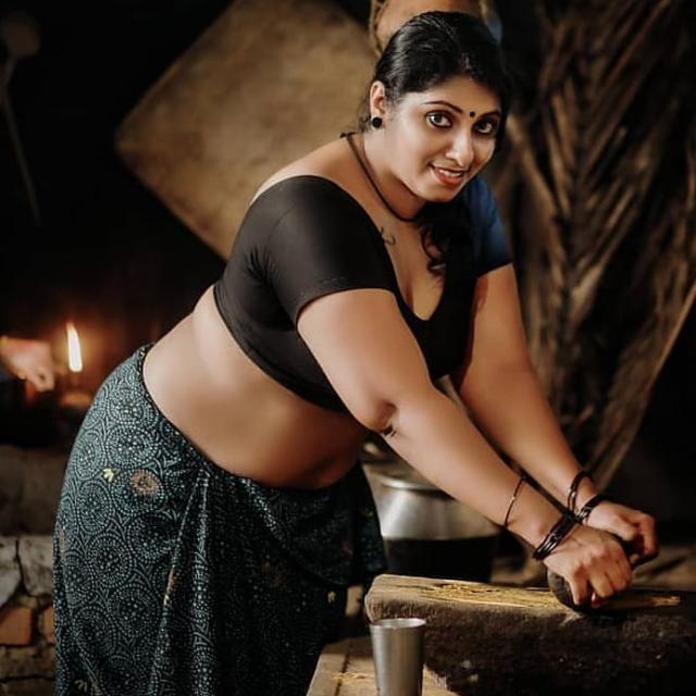 ഇടനാഴിയില വെടി ശബ്ദം ??