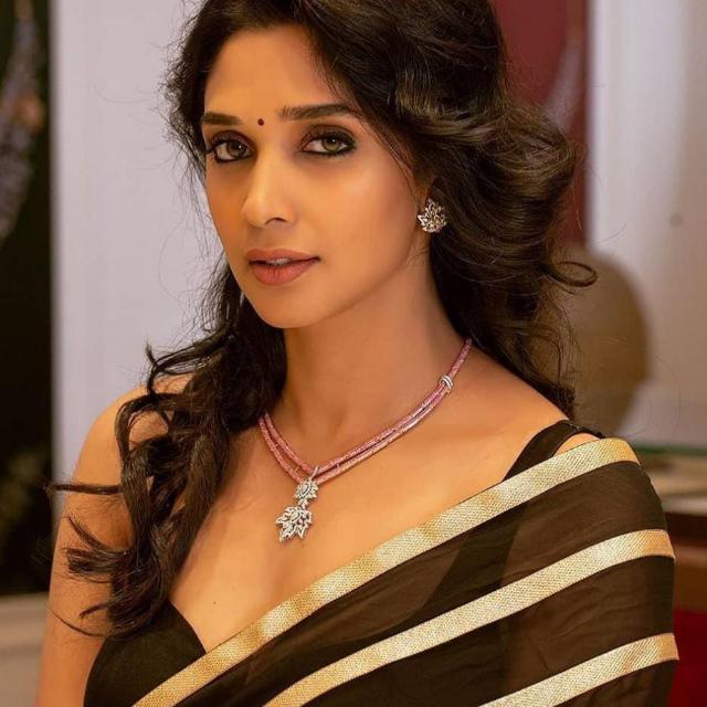 ?മുന്തിരിപൂറ് ?