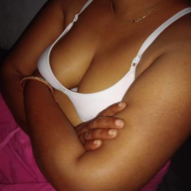 Wife shearing Whatsapp group