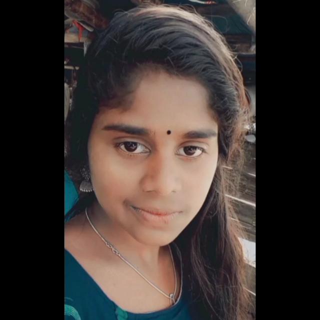 Nandhuvinte poor Whatsapp group