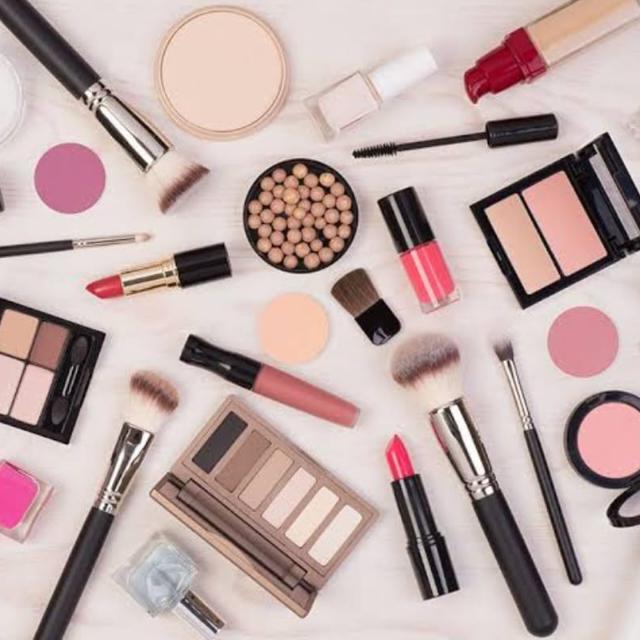 YASMIN COSMETICS Whatsapp group