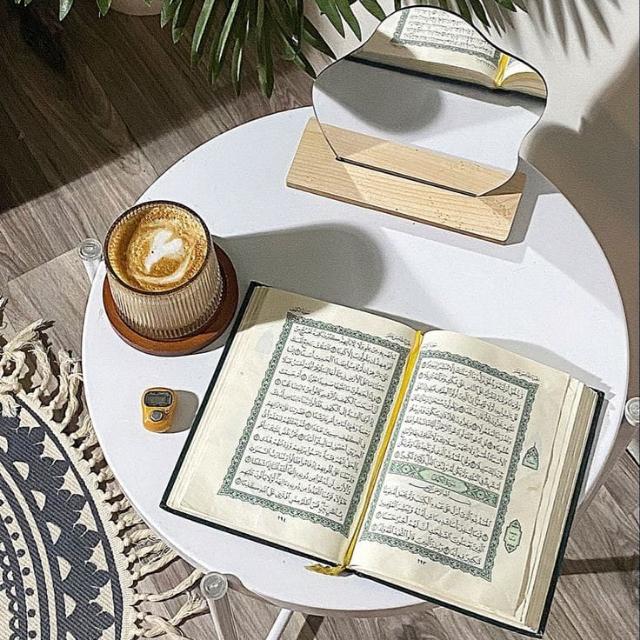 آٸیے عربی زبان اور نبی پاک صلی اللہ علیہ وسلم کی سنتوں کو زندہ کریں۔۔۔?صرف خواتین