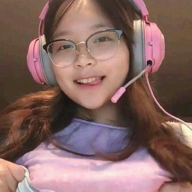 YesssStore Open Whatsapp group