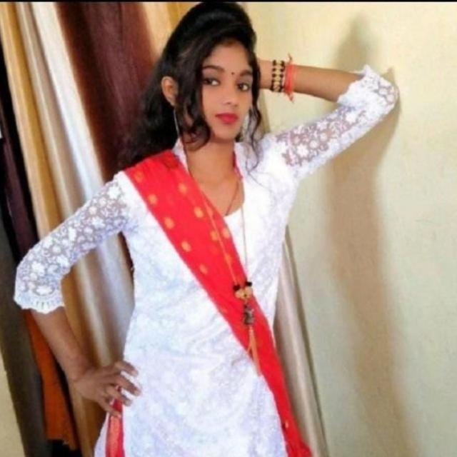 Real service available Whatsapp group