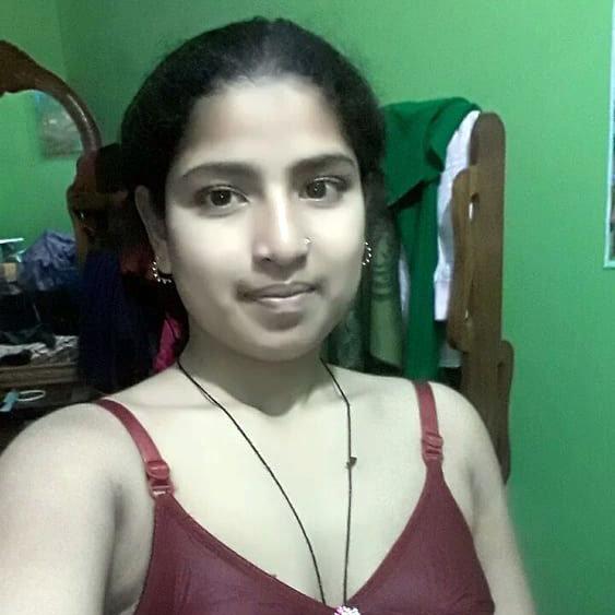 मेरी बुर देखो ? 100₹