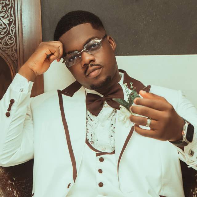 THECUTE ABIOLA ENTERTAINMENT